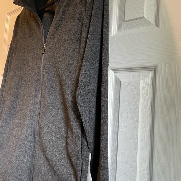 Old Navy active wear zipper fleece sweater. - Picture 3 of 7